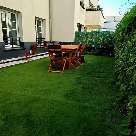 The Green Terrace Disneyland Chessy  Luaran gambar