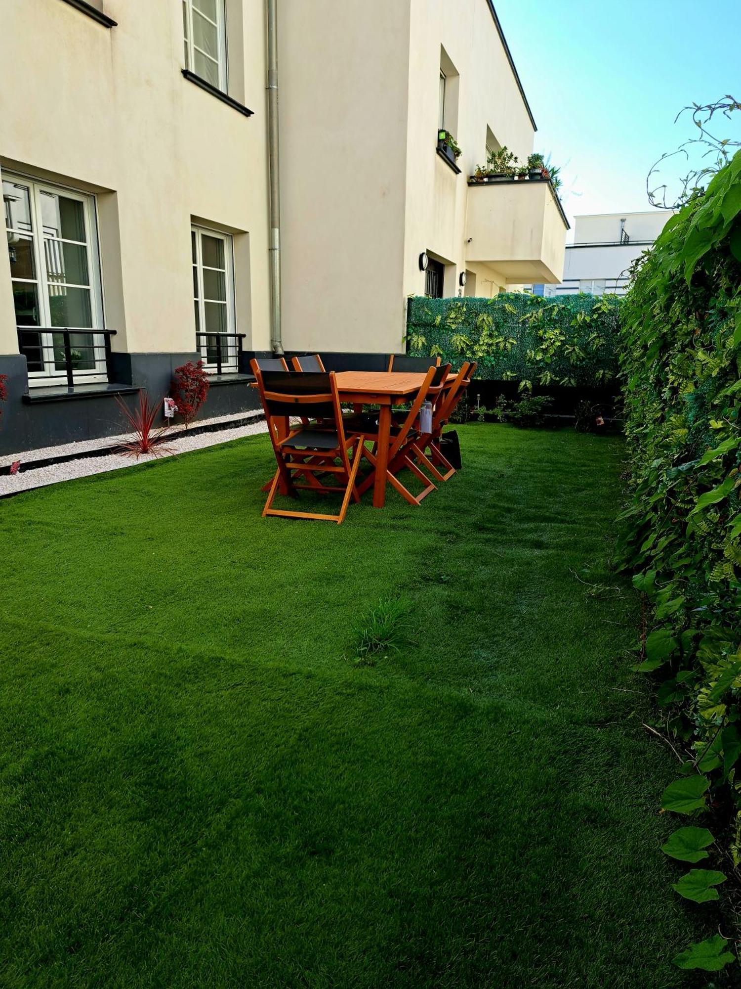 The Green Terrace Disneyland Chessy  Luaran gambar